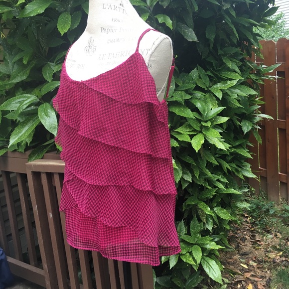 Houndstooth Layered Top - New York & Company XL - Picture 2 of 13